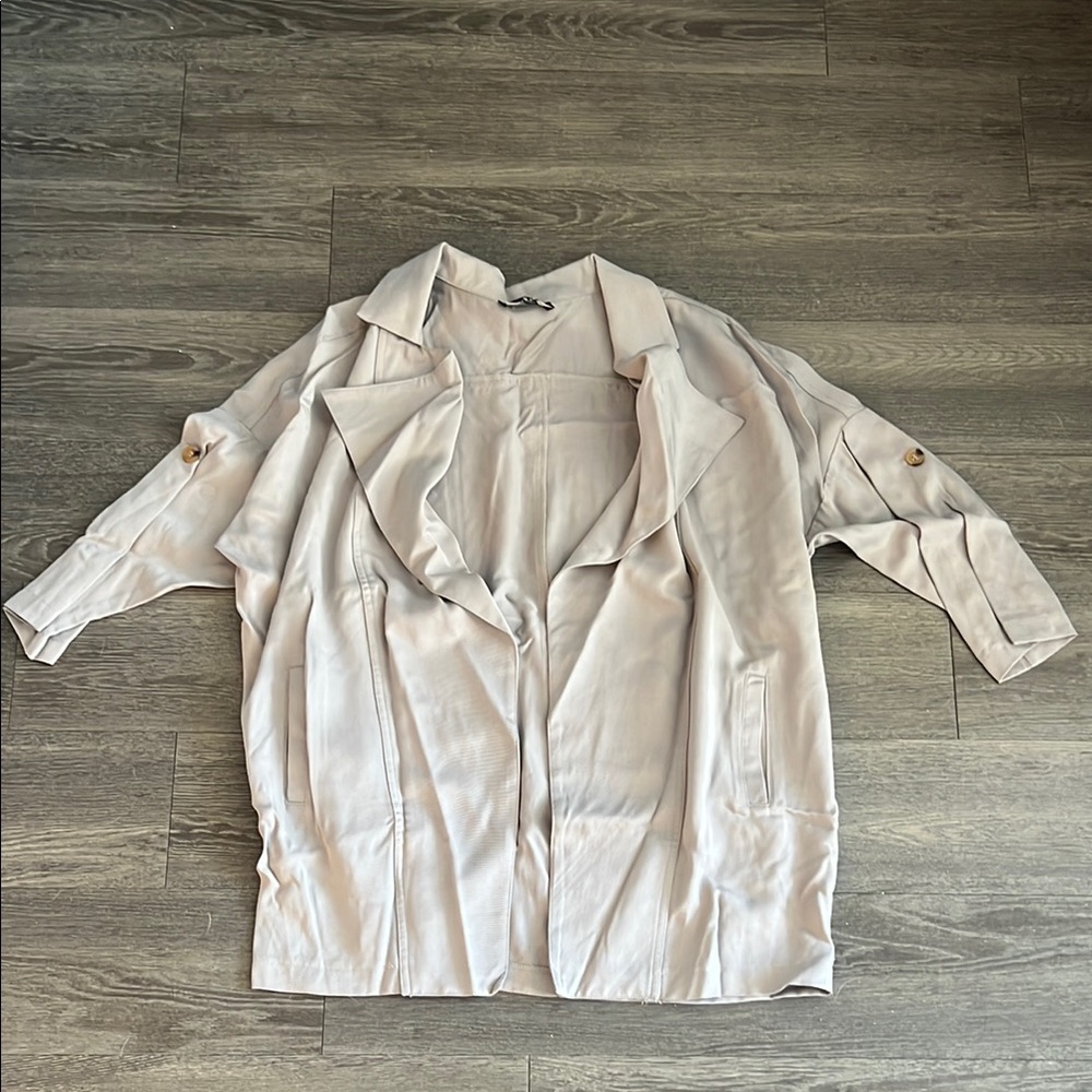 NWOT Lulus grey short sleeve jacket